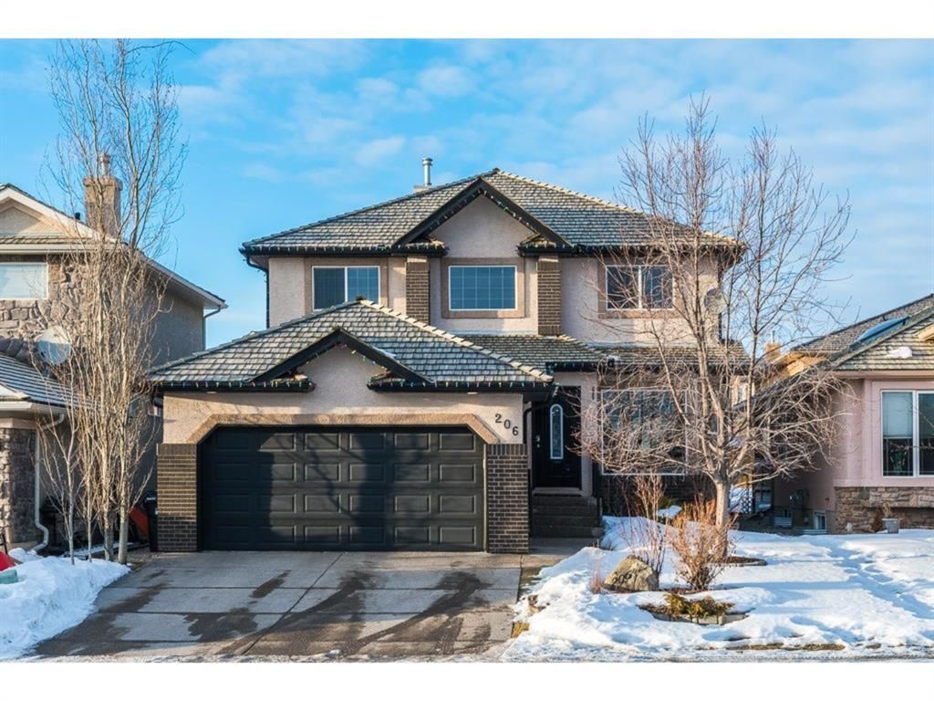 I have sold a property at 206 Royal Crest PLACE NW in Calgary
